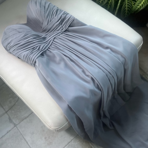 David’s Bridal • Long Sleeveless Gown Lavender-grey • 6 - Picture 2 of 4